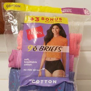 Hanes Women's Cotton Tagless Briefs Size 10